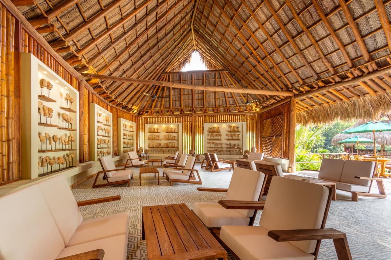 Senda Watapuy Hotel El Zaino Bagian luar foto The interior of the spa at the Four Seasons Resort Maldives at Landaa Giraavaru