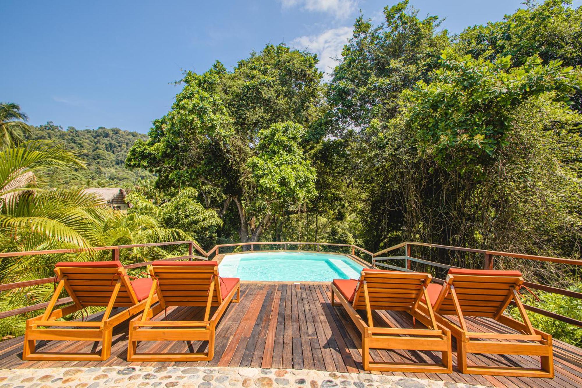 Senda Watapuy Hotel El Zaino Bagian luar foto The swimming pool at the resort