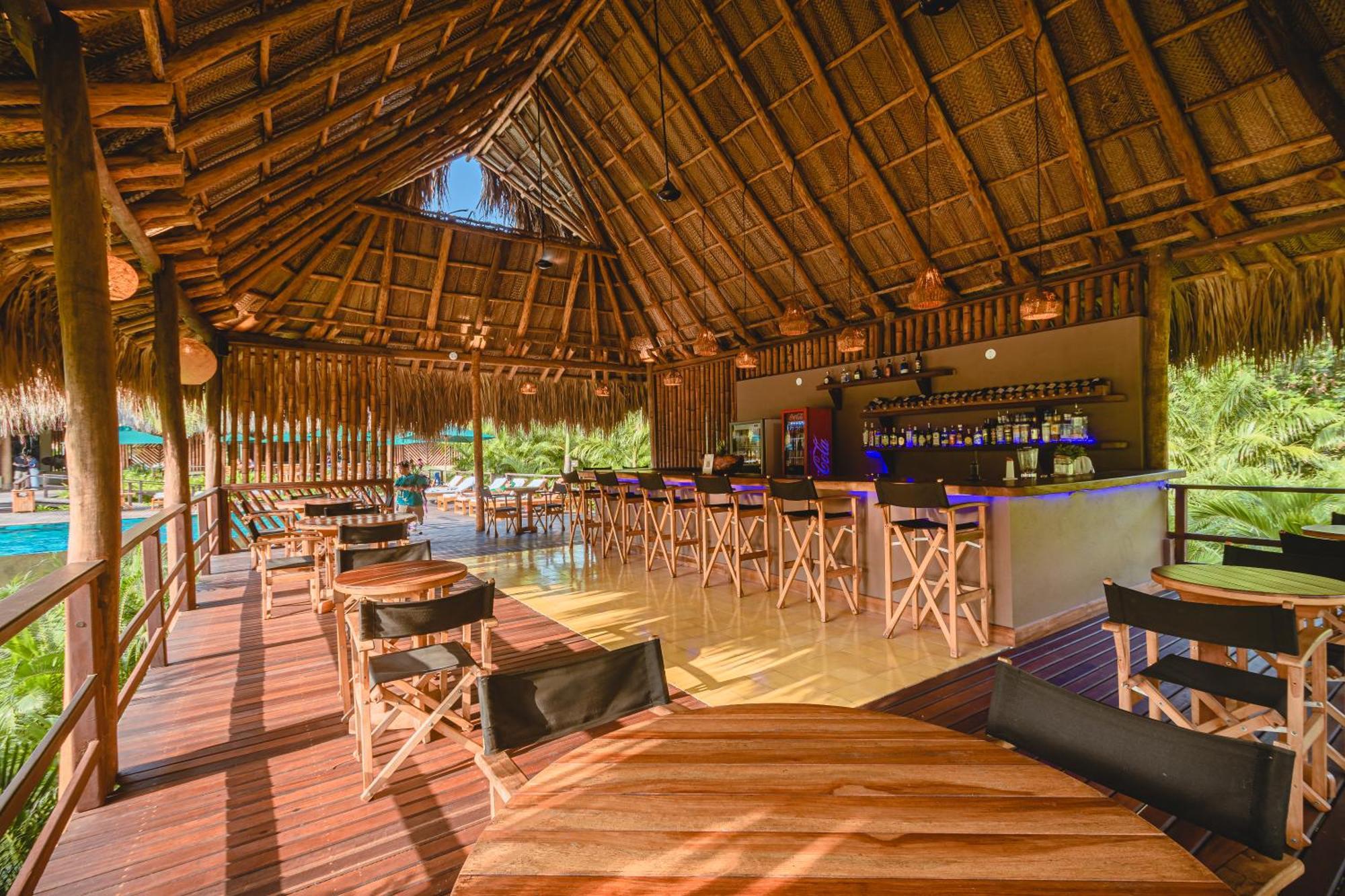 Senda Watapuy Hotel El Zaino Bagian luar foto The bar at the resort