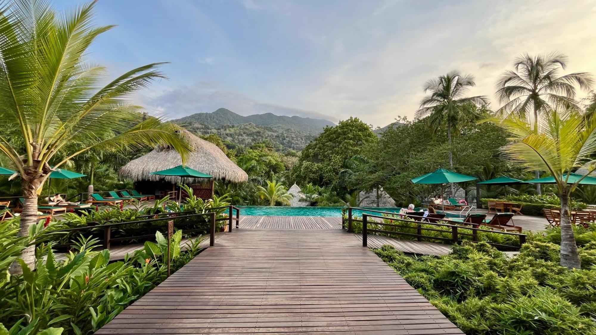 Senda Watapuy Hotel El Zaino Bagian luar foto The resort's pool