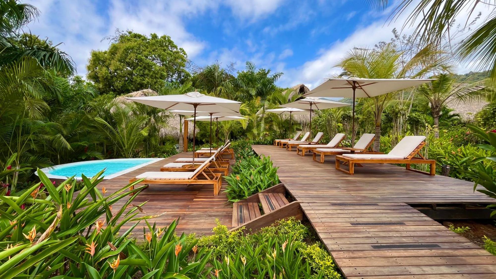 Senda Watapuy Hotel El Zaino Bagian luar foto The pool at the hotel
