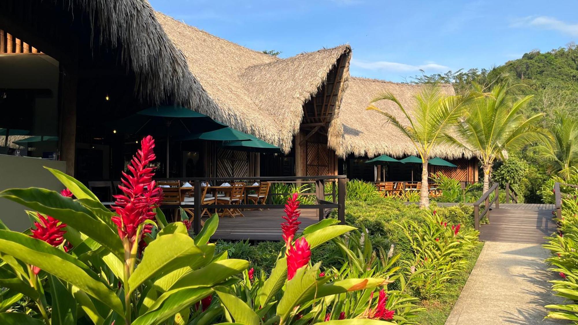 Senda Watapuy Hotel El Zaino Bagian luar foto The restaurant at the resort